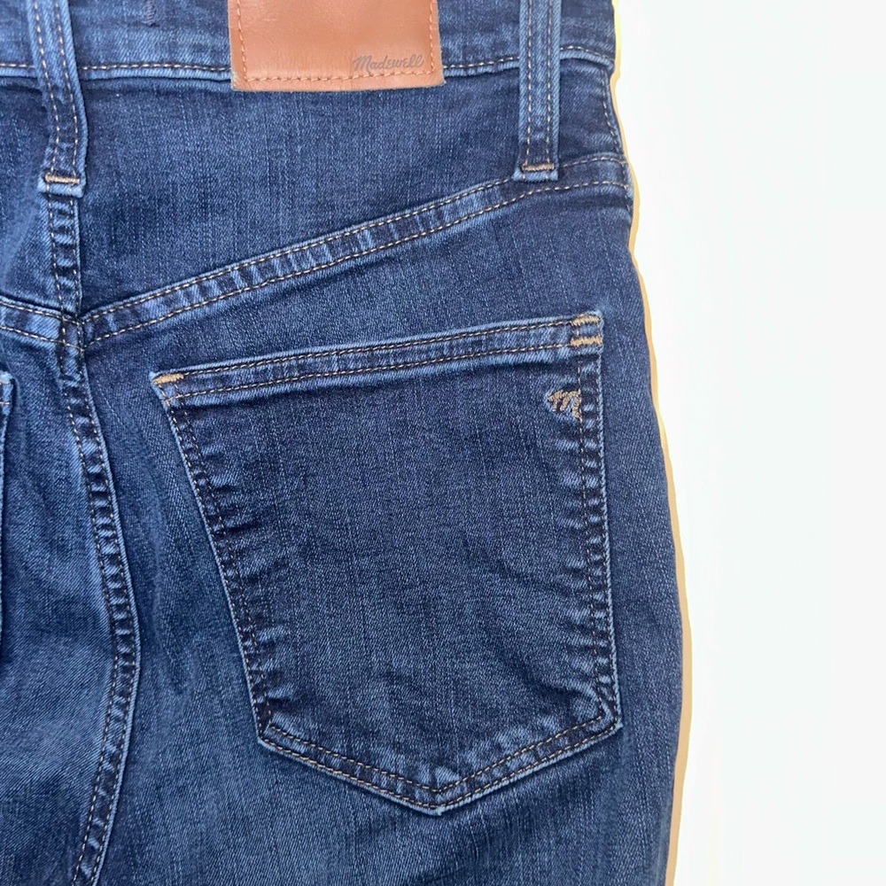 Madewell Dark Blue Curvy High-Rise Skinny Jeans - Picture 3 of 9